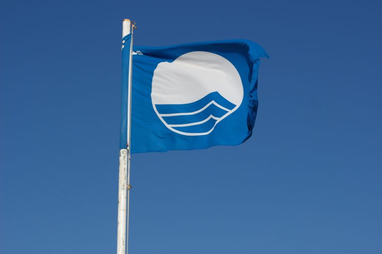 Club Náutico de Águilas, Puerto Deportivo Juan Montiel y Real Club de Regatas de Cartagena obtienen la Bandera Azul