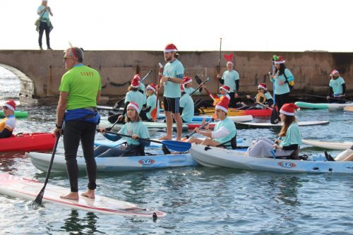 La ‘VI Travesía Solidaria Navideña’ de remo de Cabo de Palos volverá a unir actividad náutica y compromiso social