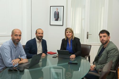 Reunión con Noelia Arroyo con el objetivo de potenciar las actividades náuticas en Cartagena