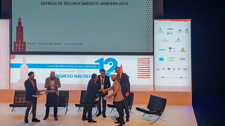 El Puerto Deportivo del Club Náutico de Águilas, reconocido en el 12º Congreso de ANEN por su trayectoria con la Bandera Azul