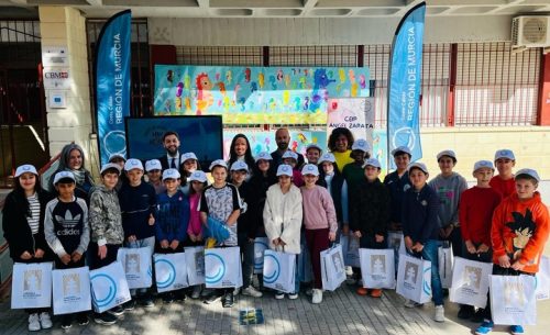Estación Náutica Costa Cálida colabora en una campaña entre escolares para fomentar la práctica de actividades náutico-marinas en el Mar Menor  