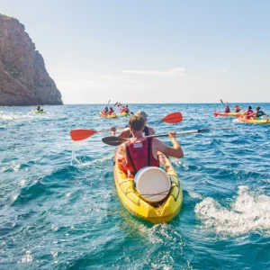 Excursión guiada en kayak con snorkel en Cabo Tiñoso (Cala Cerrada)
