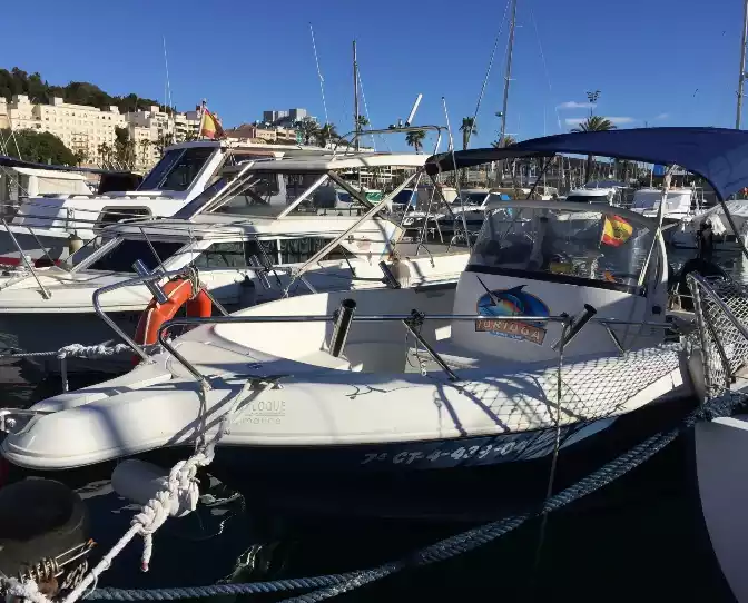 CHARTER SANTA CRUZ