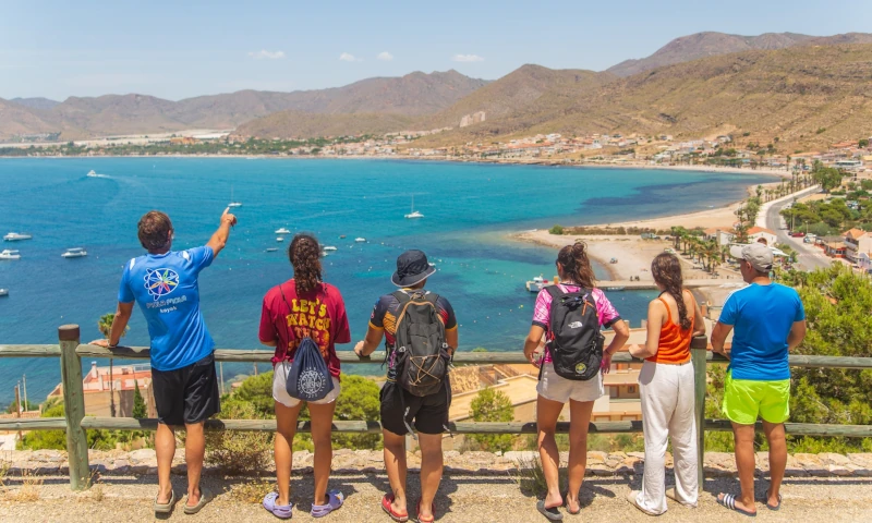 Senderismo costero por La Azohía y Kayak a Cala Cerrada